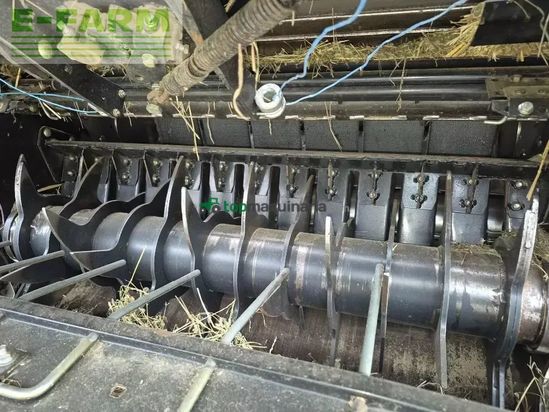 Empacadora gigant - New Holland - br7060