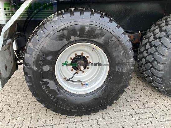 Cuba de purin - Peecon - eur-200 mit turbokranarm (kaweco)