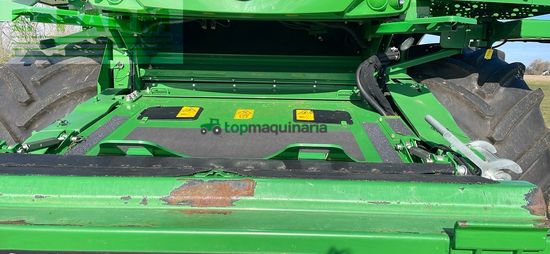 Cosechadora de Cereal - John Deere - S685