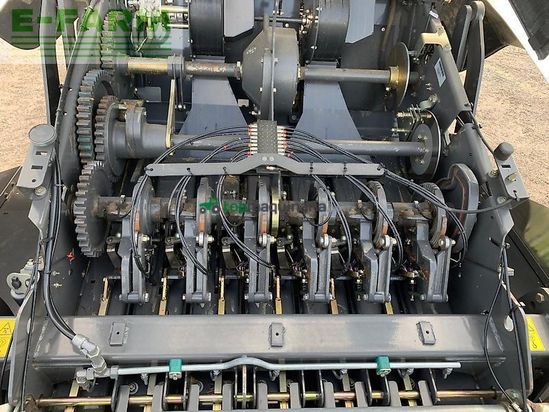 Empacadora gigant - Claas - quadrant 3300