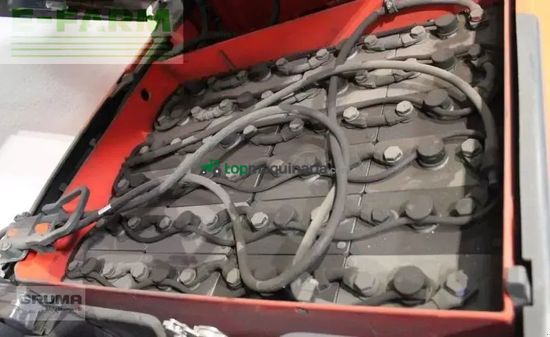 Elevadora - Linde - e 18 ph evo 386-02