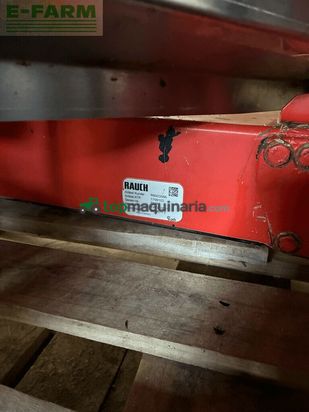 Esparcidor - Kuhn - axis 40.2 m-emc-w