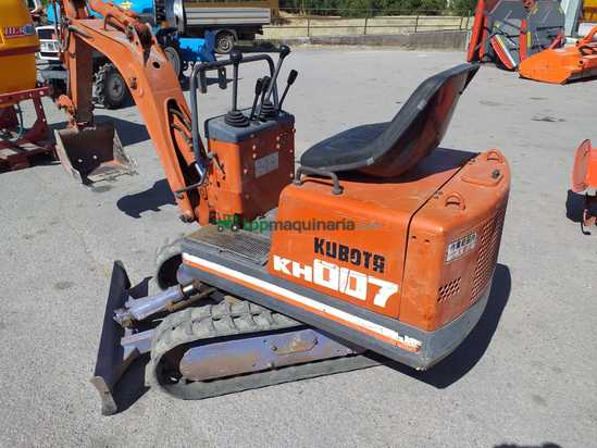 Minigiratoria KUBOTA KH 007