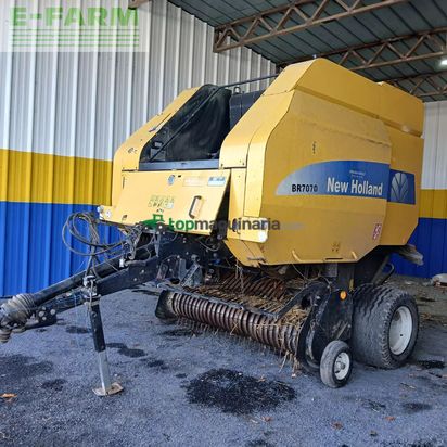 Empacadora gigant - New Holland - br7070
