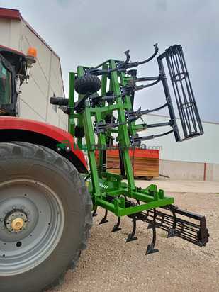 CULTIVADOR SEMICHISEL DE 25 BRAZOS ELASTOMEROS 35X35