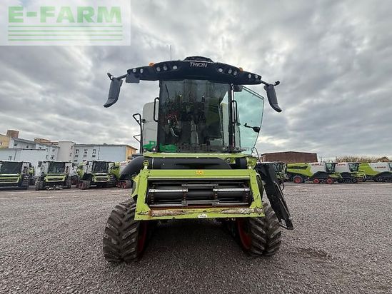 Cosechadora de Cereal - Claas - trion 660 terra trac