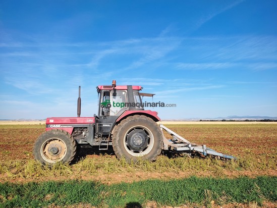 Tractor agrícola - Case IH - 1056XL