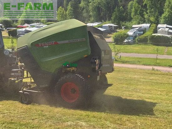 Empacadora gigant - Fendt - rotana 130 f