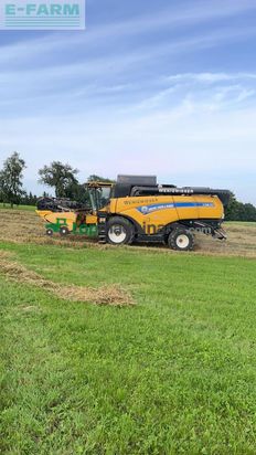Cosechadora de Cereal - New Holland - cx 8.70