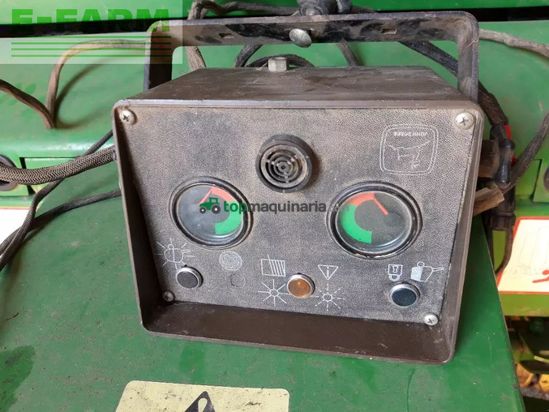 Empacadora gigant - John Deere - 550 ficelle