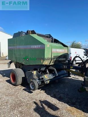 Empacadora gigant - Fendt - 2900v