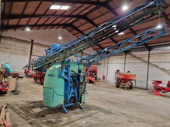 Pulverizador suspendido - ELYTE 1600 AXIAL 24