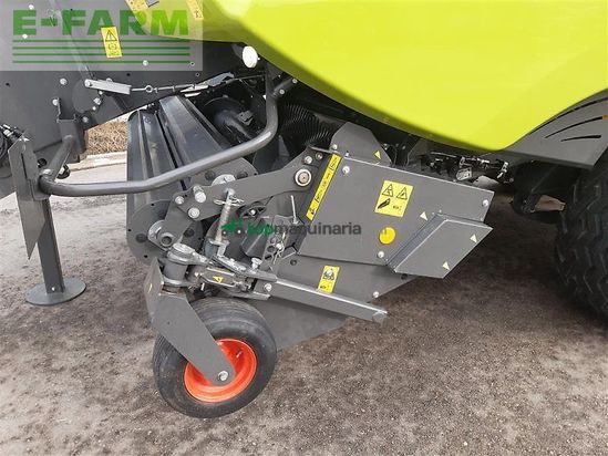 Empacadora gigant - Claas - quadrant 5200 fc evolution