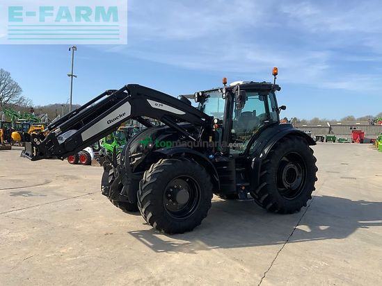 Tractor agrícola - Valtra - t235 versu tractor (st25946)