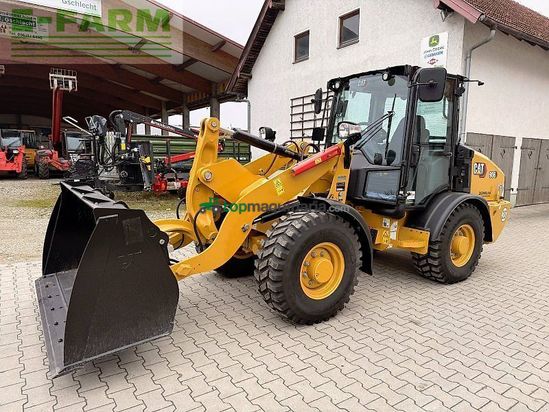 Minicargadora - Caterpillar - 906