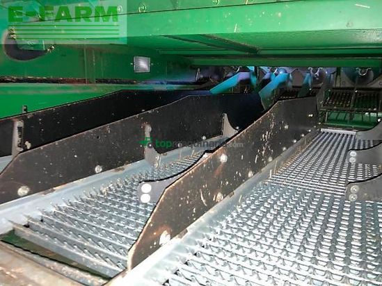 Cosechadora de Cereal - John Deere - s690