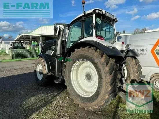 Tractor agrícola - Valtra - t215d