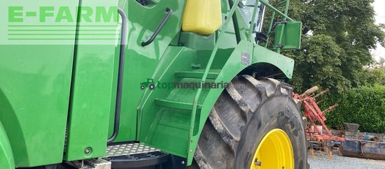 Cosechadora de Cereal - John Deere - 8300