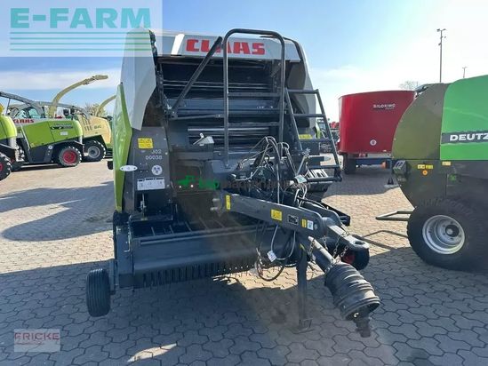 Empacadora gigant - Claas - rollant 620 rc