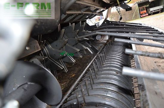 Empacadora gigant - Claas - variant 585 rc pro