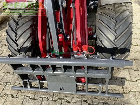 Minicargadora - Schaffer - 2028-2 hoflader