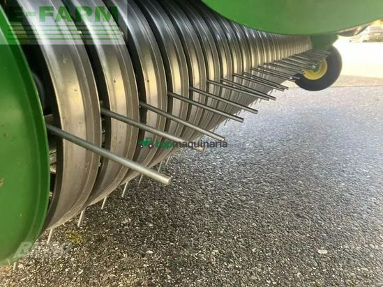 Empacadora gigant - John Deere - v461r