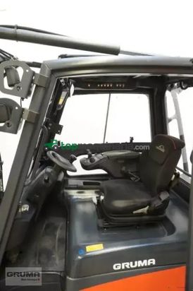 Elevadora - Linde - e 35 hl 387