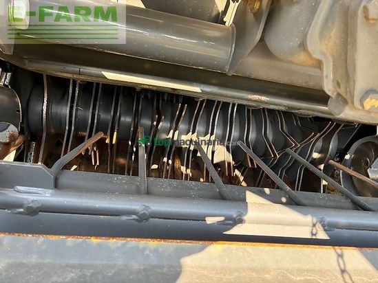 Empacadora gigant - Claas - variant 360