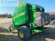 Empacadora gigant - John Deere - v451m