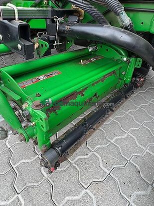 Cosechadora de Cereal - John Deere - 8700