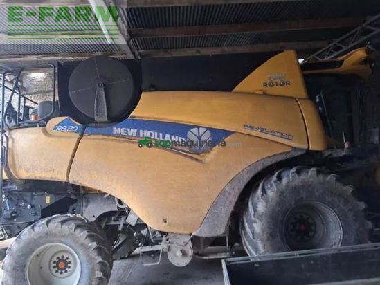 Cosechadora de Cereal - New Holland - cr8-80