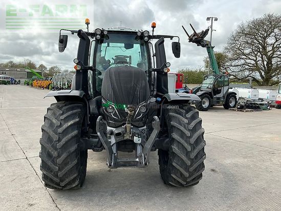 Tractor agrícola - Valtra - t194 versu unlimited (st26337)