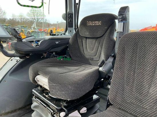 Tractor agrícola - Valtra - t214 direct tractor (st22267) Direct