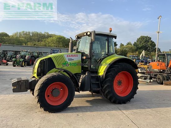 Tractor agrícola - Claas - 820 axion tractor (st23326)