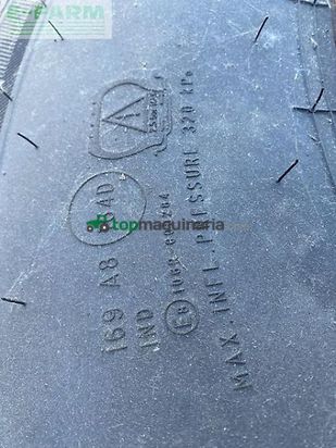 Tractor agrícola - JCB - kompletträder 600/65r34 nokian