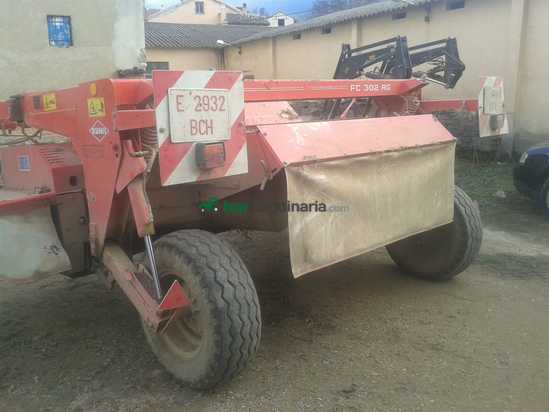 Segadora acondicionada - Kuhn - FC 302 RG