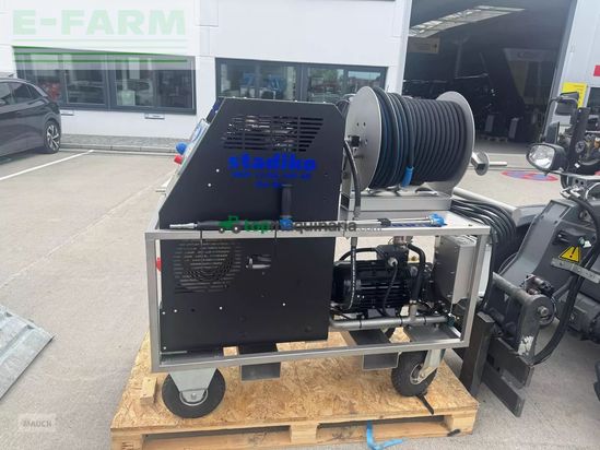 Riego -  - hdp 11/38-140 hot box, 140 bar, 2280 l/std.