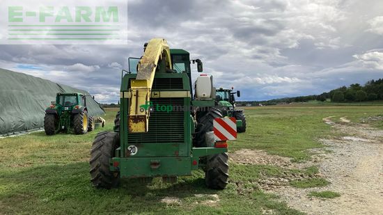 Cosechadora de Cereal - John Deere - 6750
