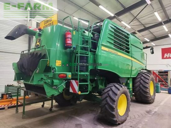 Cosechadora de Cereal - John Deere - t560i