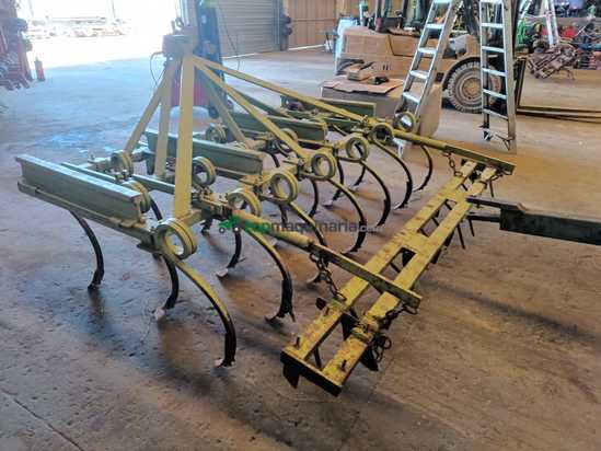 Cultivador de 3 filas