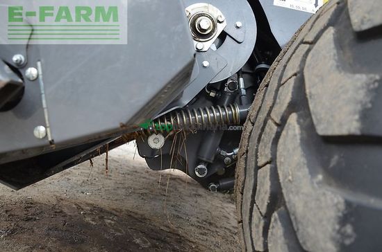 Empacadora gigant - Claas - variant 485 rc pro