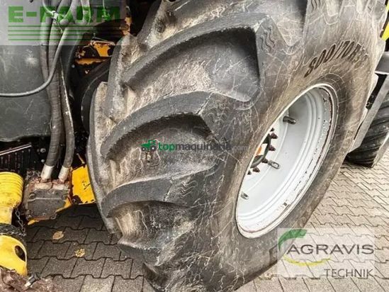 Cosechadora de Cereal - New Holland - fr 9060