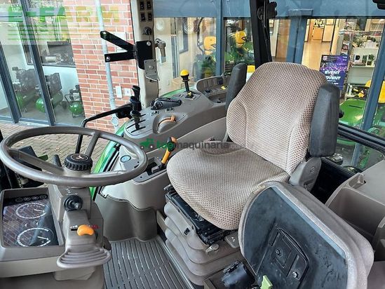 Tractor agrícola - John Deere - 6100mc