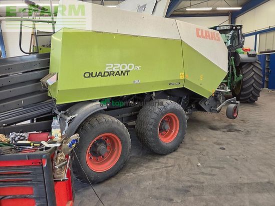 Empacadora gigant - Claas - quadrant 2200 rc