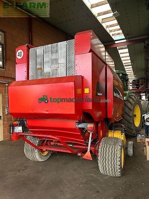 Empacadora gigant - New Holland - br 750