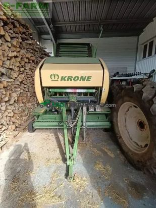 Empacadora gigant - Krone - comprima f155