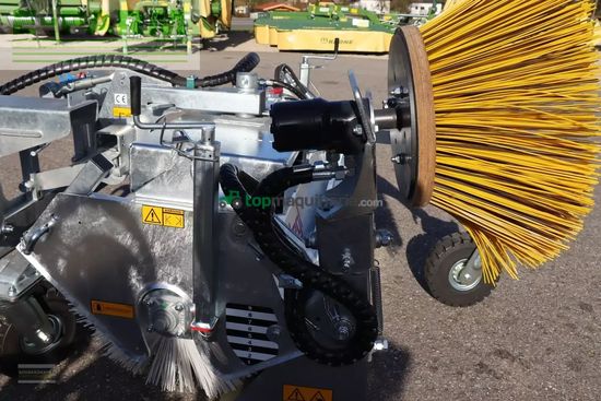 Riego -  - fliegl agrocenter kehrmaschine 1550