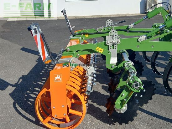 Cultivador - Amazone - cenio 3000 grubber