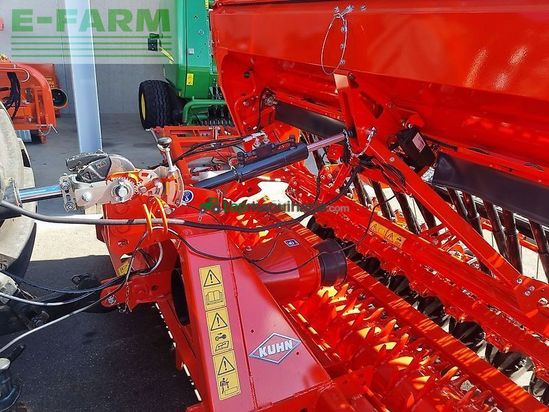 Sembradora - Kuhn - sitera 330/ hrb 303d