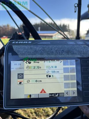 Empacadora gigant - Claas - claas variant 585 rc